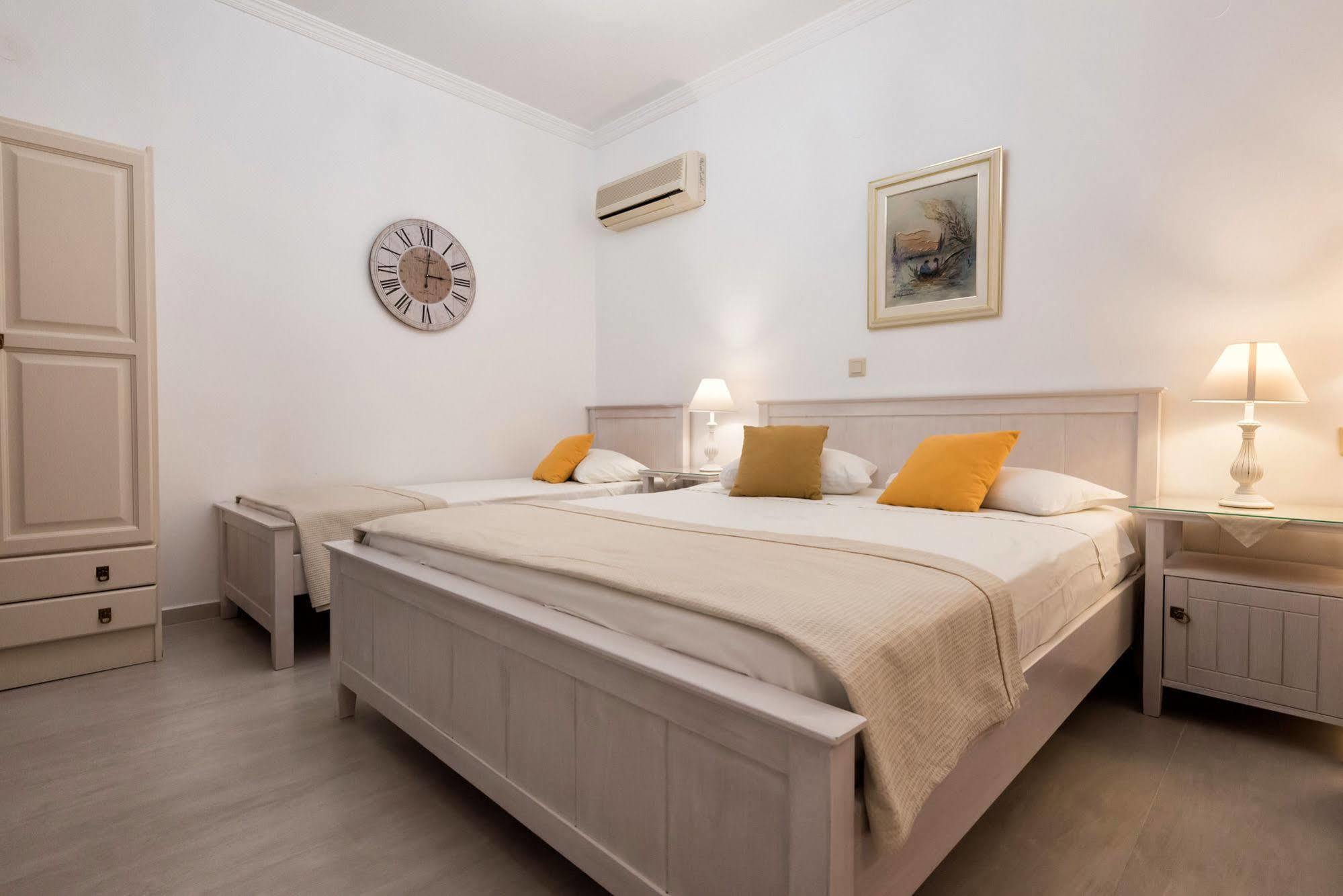 Maria Studios Parikia  Bagian luar foto